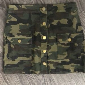 Camo fashion nova skirt